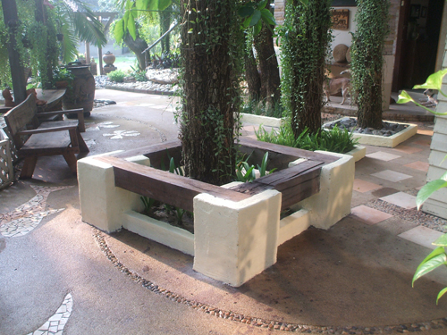 garden thailand tree seating