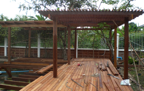 Constructing a Large Riverside Pergola & Wooden Deck Walkway - Thai ...