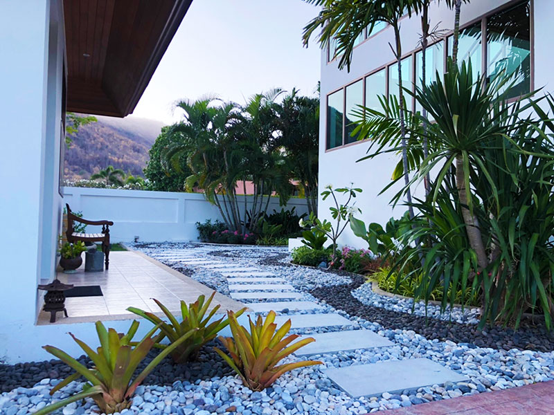 thai home garden design