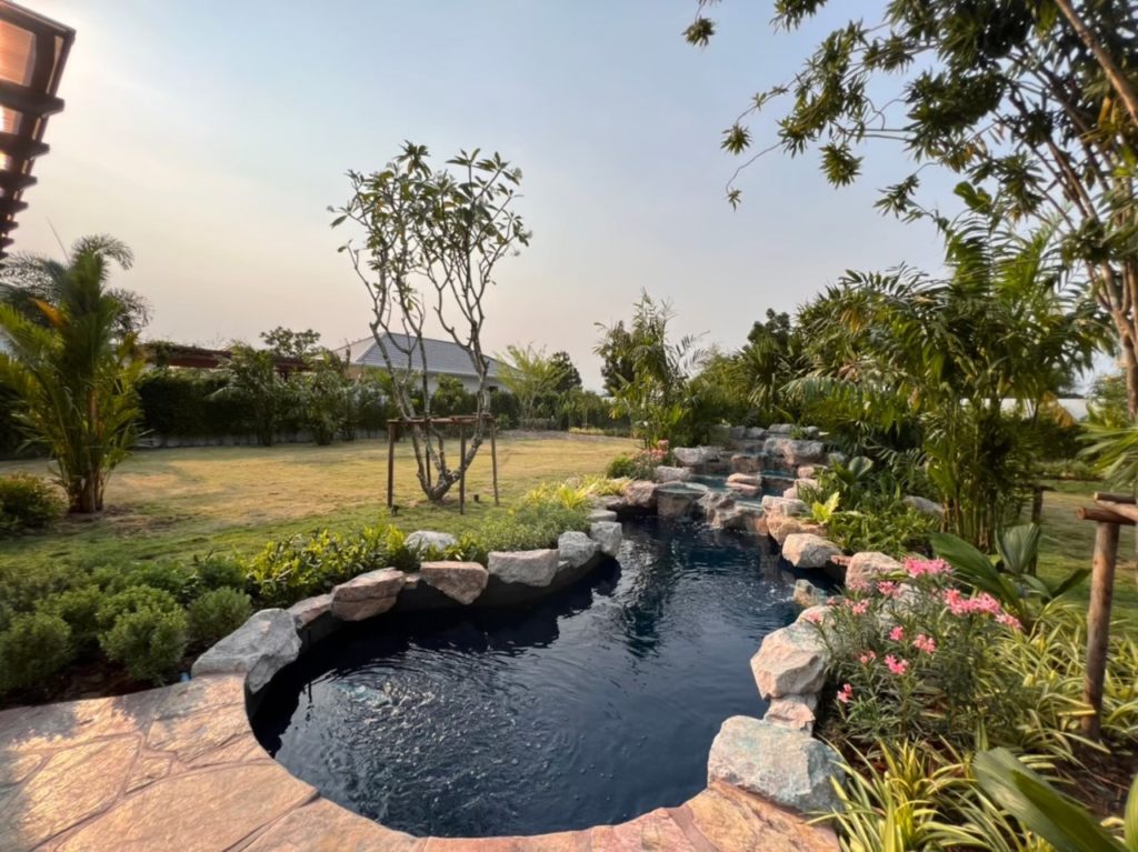 new pond building in hua hin