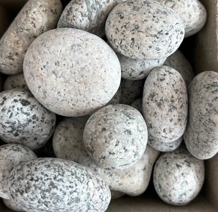 Tamago Stone No. 1